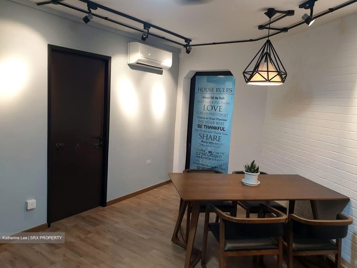 Blk 215 Serangoon Avenue 4 (Serangoon), HDB 3 Rooms #596404381